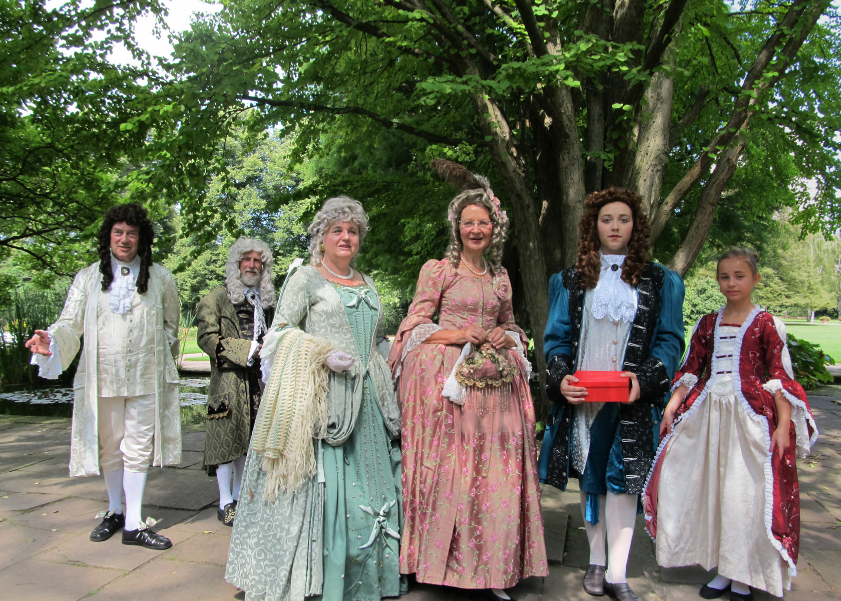 Gruppe mit historischen Kostümen, Barock